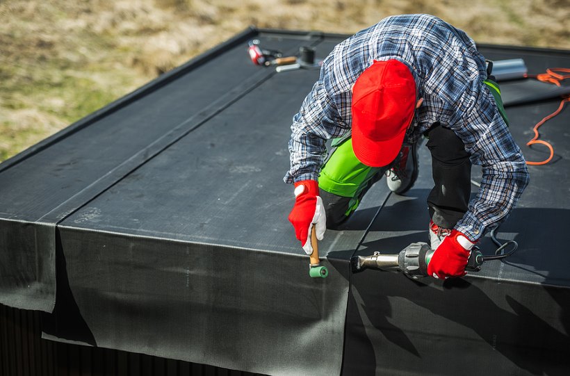 Why Clean Jobsite Practices Matter During Exterior Remodeling